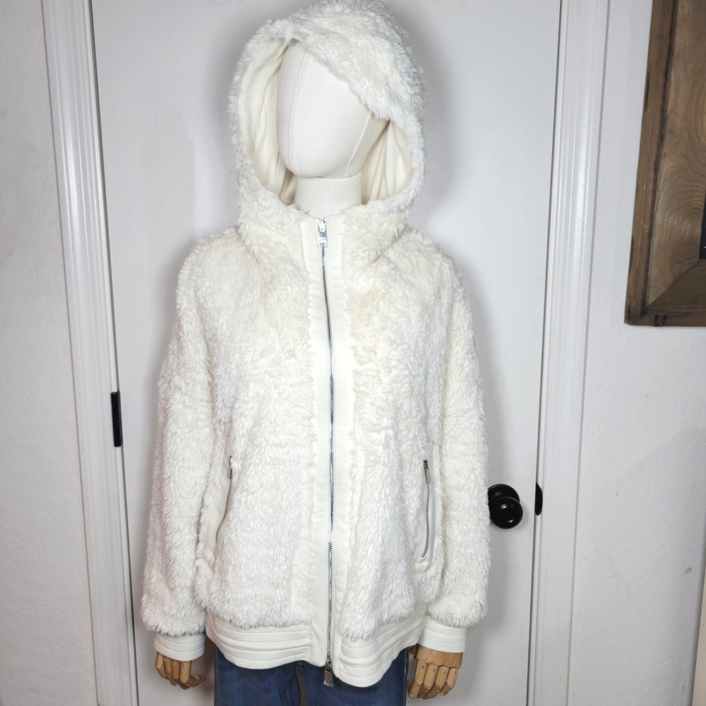 Varley Dylan Teddy Fleece Jacket Small Chic Cozy Fall Jacket Winter
